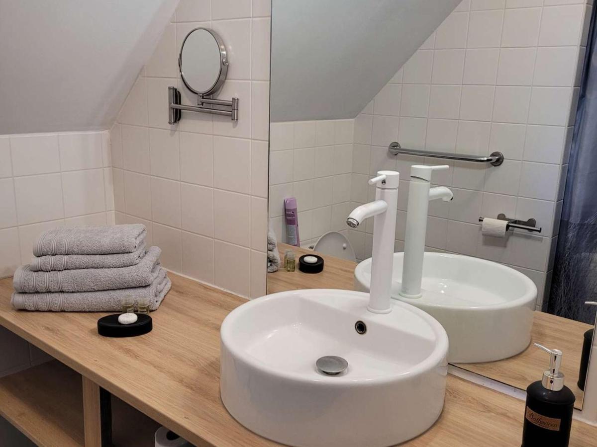 Duplex Neuf Avec Balcon Vue Mer, Parking Prive Et Wifi - 2 Pers, Proche Commerces - Fr-1-675-19 Apartment Wimereux Bagian luar foto